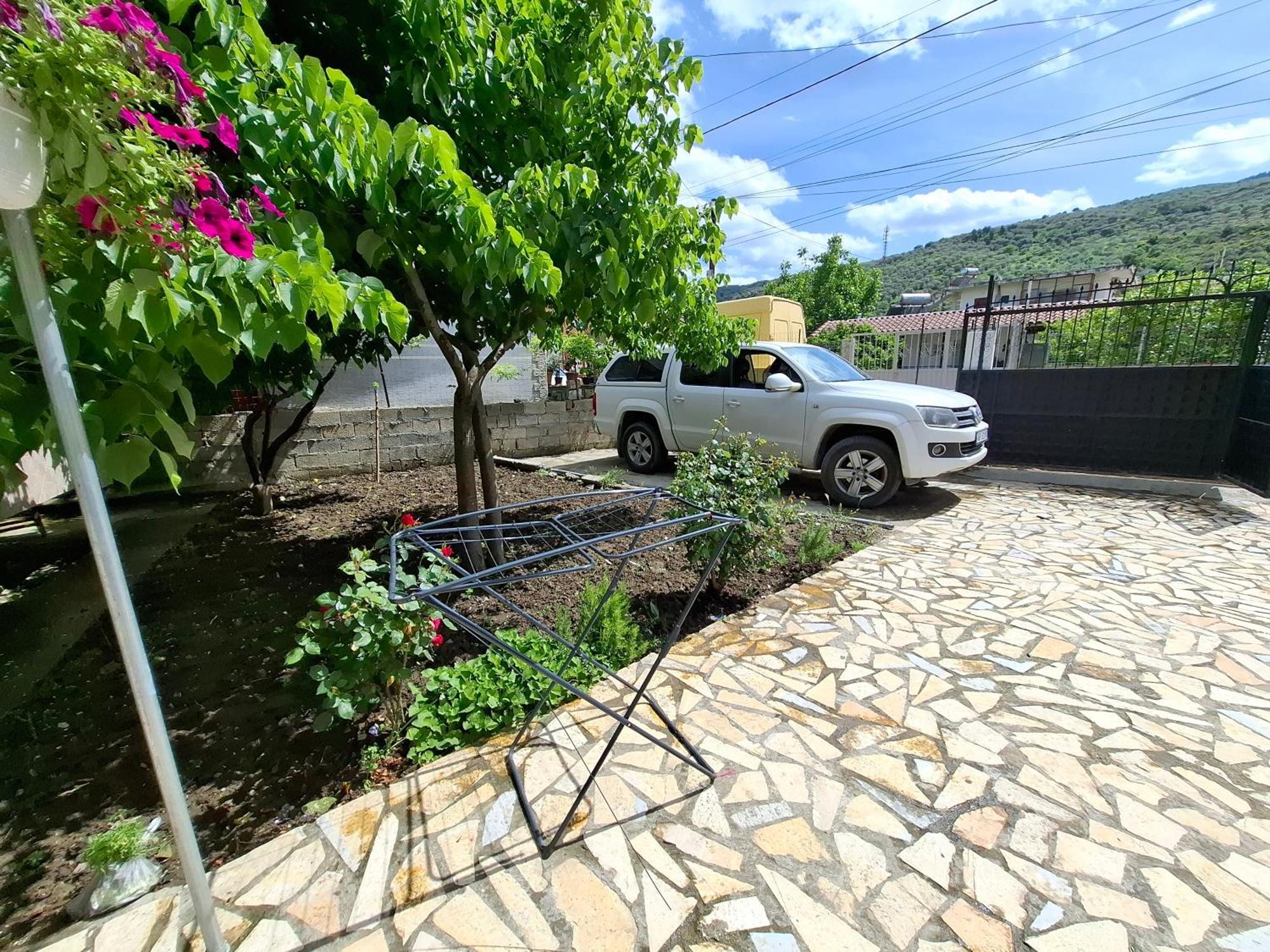 Apartment Xheison Berat Exterior foto